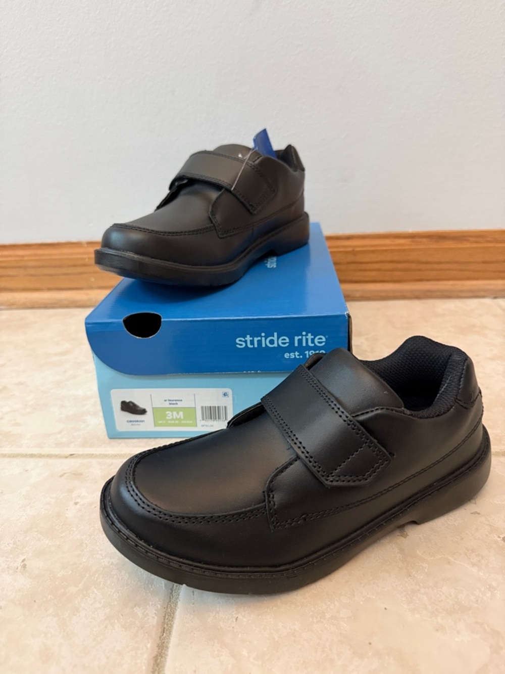 🔥 NWT 🔥 Stride Rite Boys' Black Velcro Dress Shoes